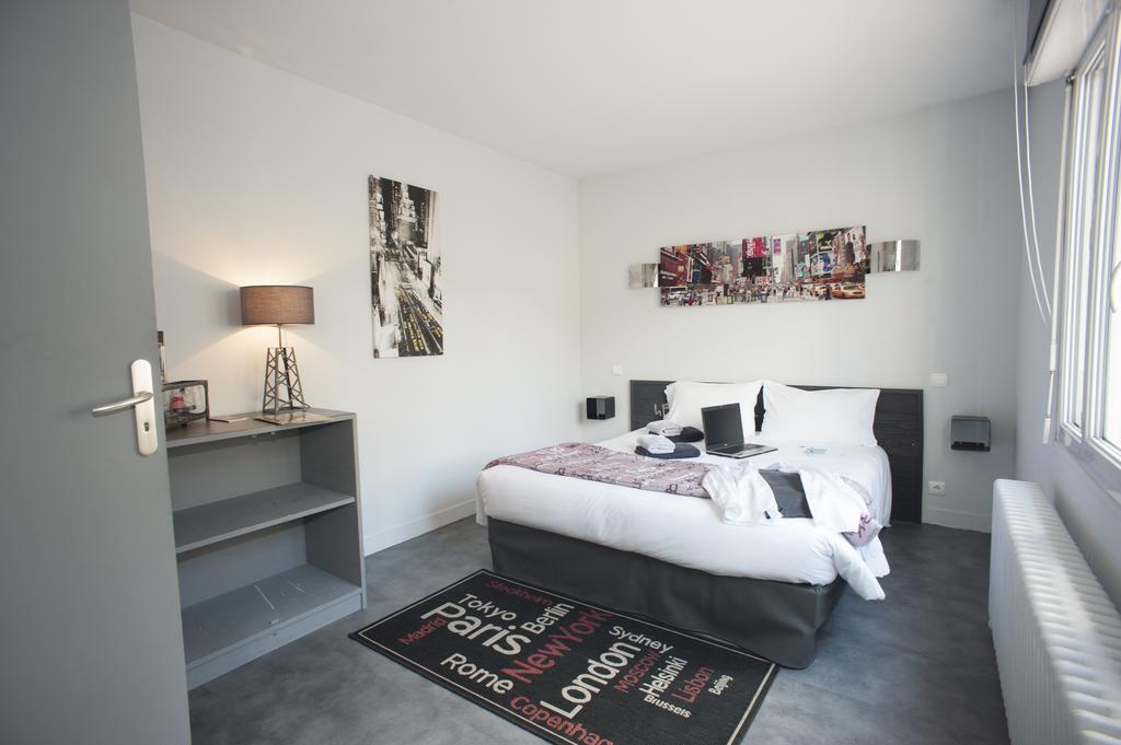 Hotel Akena Hf Limoges Bilik gambar